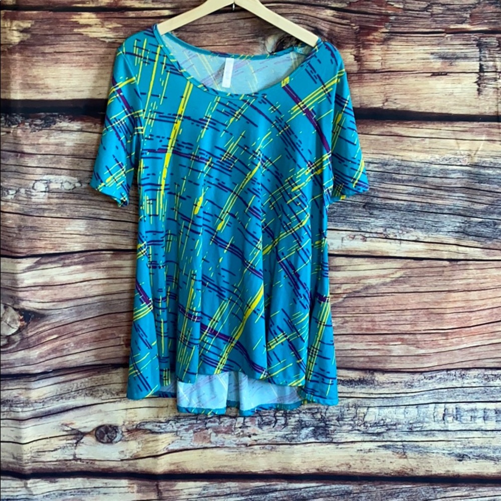 LuLaRoe Splatter Paint Design Perfect Tee